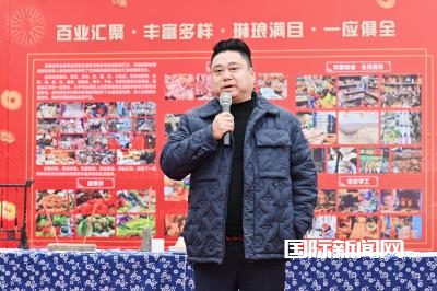 成都龙潭客家人赶场闹花灯：千年客家文化焕发新活力